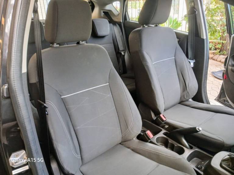 FORD - FIESTA - 2013/2014 - Preta - R$ 44.900,00