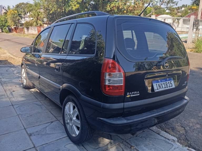 CHEVROLET - ZAFIRA - 2007/2008 - Preta - R$ 35.900,00