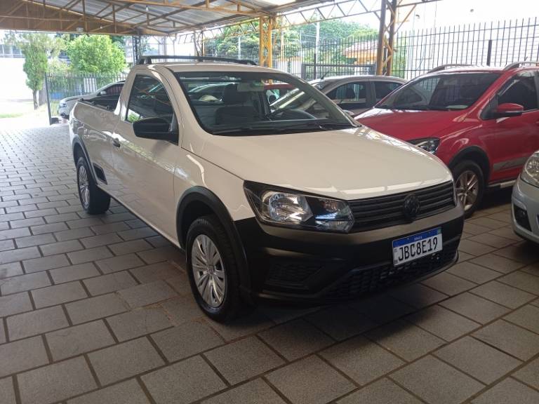 VOLKSWAGEN - SAVEIRO - 2021/2022 - Branca - R$ 69.900,00