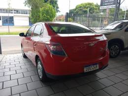 CHEVROLET - PRISMA - 2013/2014 - Vermelha - R$ 45.900,00