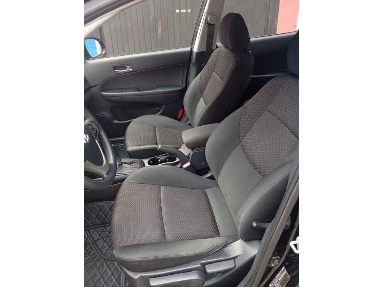 HYUNDAI - I30 - 2011/2012 - Preta - R$ 45.900,00