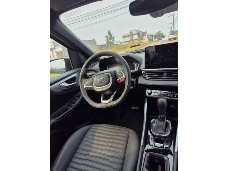 FIAT - FASTBACK - 2024/2024 - Cinza - R$ 133.000,00