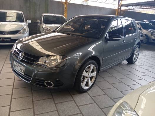 VOLKSWAGEN - GOLF - 2013/2013 - Cinza - R$ 62.900,00