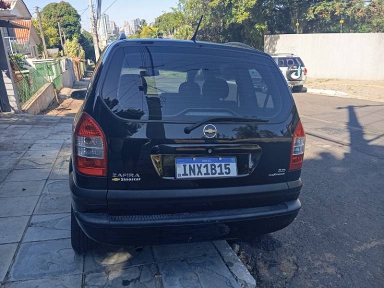 CHEVROLET - ZAFIRA - 2007/2008 - Preta - R$ 35.900,00