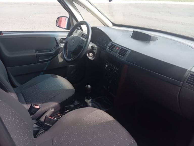 CHEVROLET - MERIVA - 2010/2011 - Preta - R$ 30.900,00