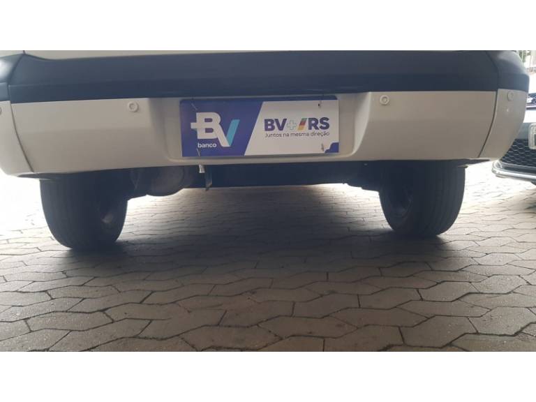 VOLKSWAGEN - SAVEIRO - 2010/2011 - Branca - R$ 42.900,00