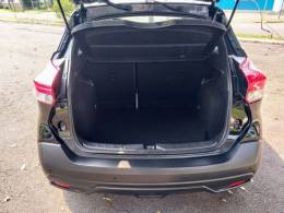 NISSAN - KICKS - 2018/2019 - Preta - R$ 83.900,00
