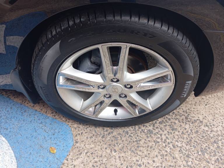 HYUNDAI - I30 - 2011/2012 - Preta - R$ 45.900,00