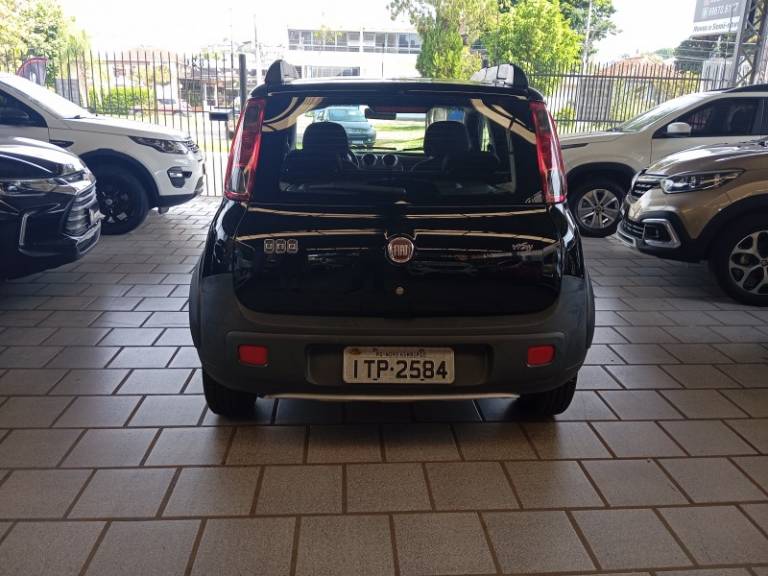 FIAT - UNO - 2012/2013 - Preta - R$ 34.900,00