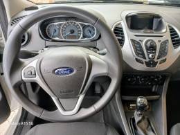 FORD - KA - 2014/2015 - Branca - R$ 45.900,00