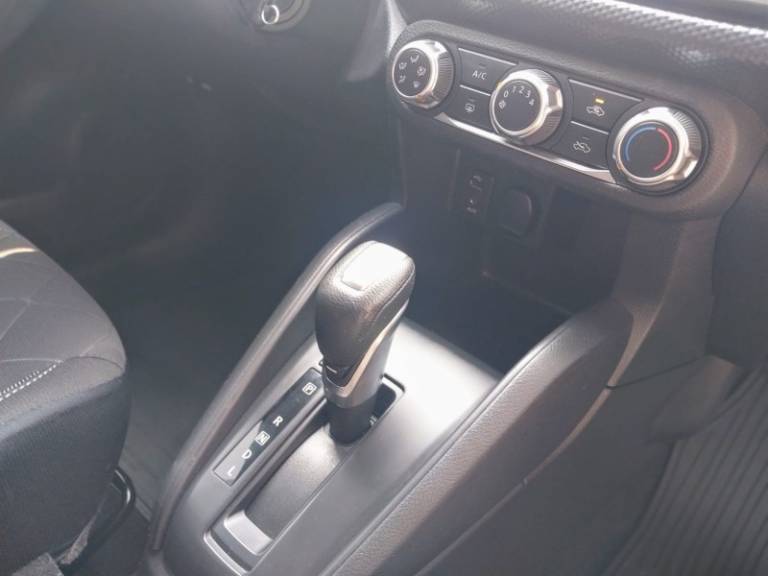 NISSAN - KICKS - 2018/2019 - Preta - R$ 83.900,00