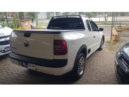 VOLKSWAGEN - SAVEIRO - 2010/2011 - Branca - R$ 42.900,00