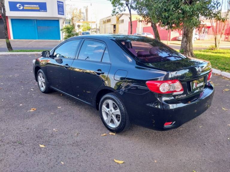 TOYOTA - COROLLA - 2014/2014 - Preta - R$ 74.900,00