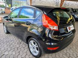 FORD - FIESTA - 2013/2014 - Preta - R$ 44.900,00